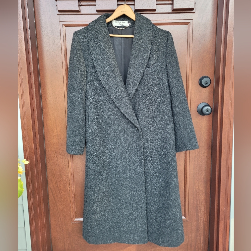 Michelle Stuart Full Length Line 100% Wool Coat